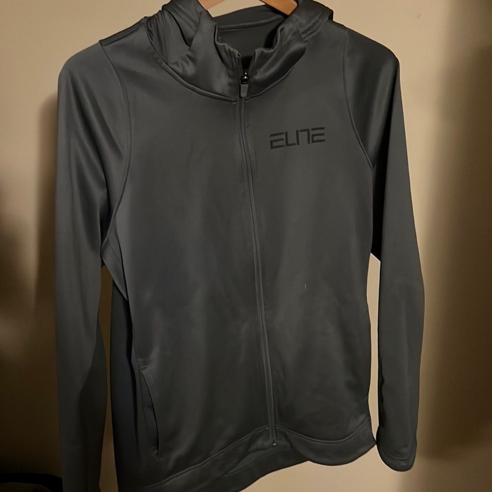 Nike Elite Zip Up Hoodie. Mens M
